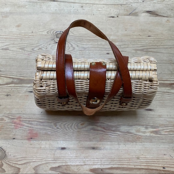 Vintage Simon Hong Kong Straw and Leather Handbag - Picture 3 of 11